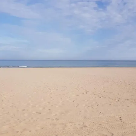 Increibles Vistas Al Mar, Montana, Con A-a, Piscina, Parking, Calefaccion- Galardon Excelencia 2024-2025 Апартаменты *