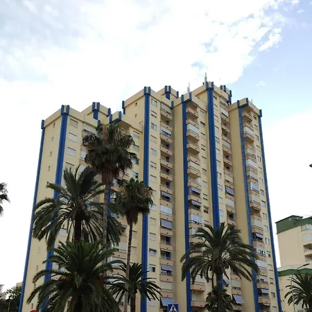 Increibles Vistas Al Mar, Montana, Con A-a, Piscina, Parking, Calefaccion- Galardon Excelencia 2024-2025 Апартаменты